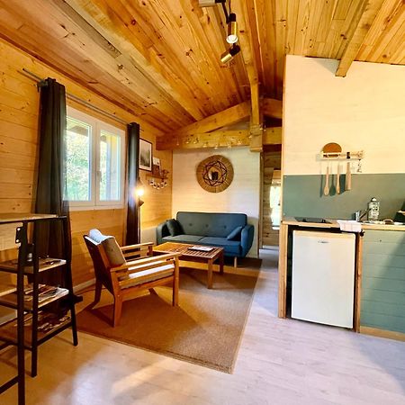 Cabane Au Milieu Des Pins - Domaine Temali لابوير المظهر الخارجي الصورة
